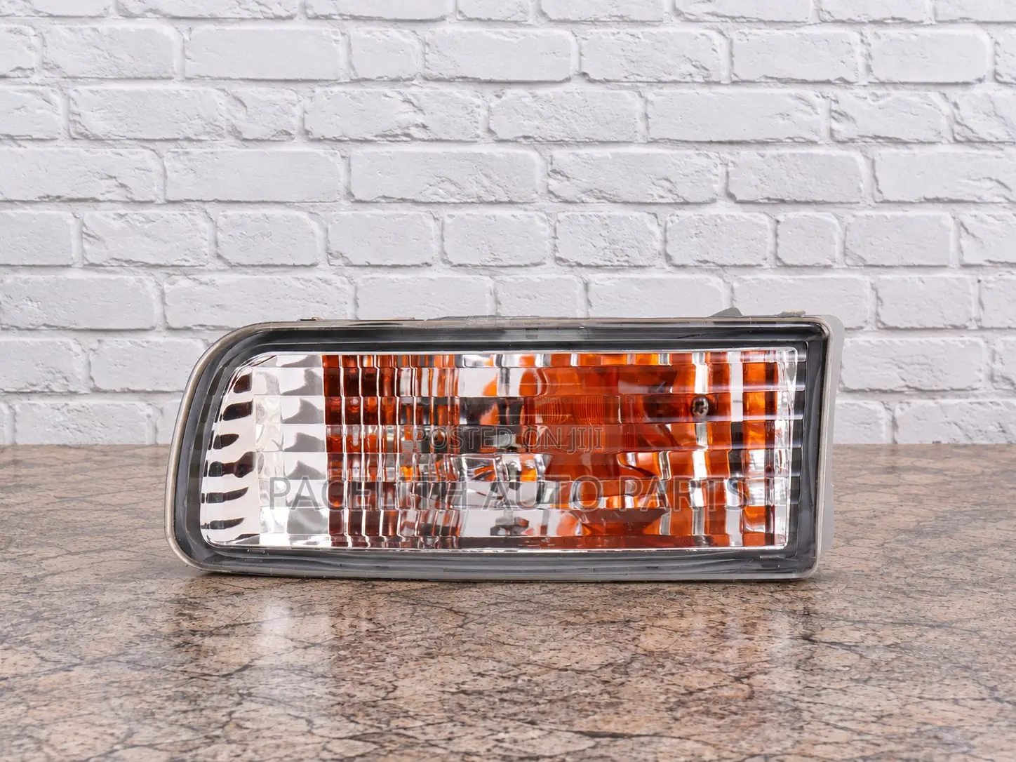 Depo Front Lamp / Light Toyota Hilux Surf Kzn185 1999/2000/2001/2002