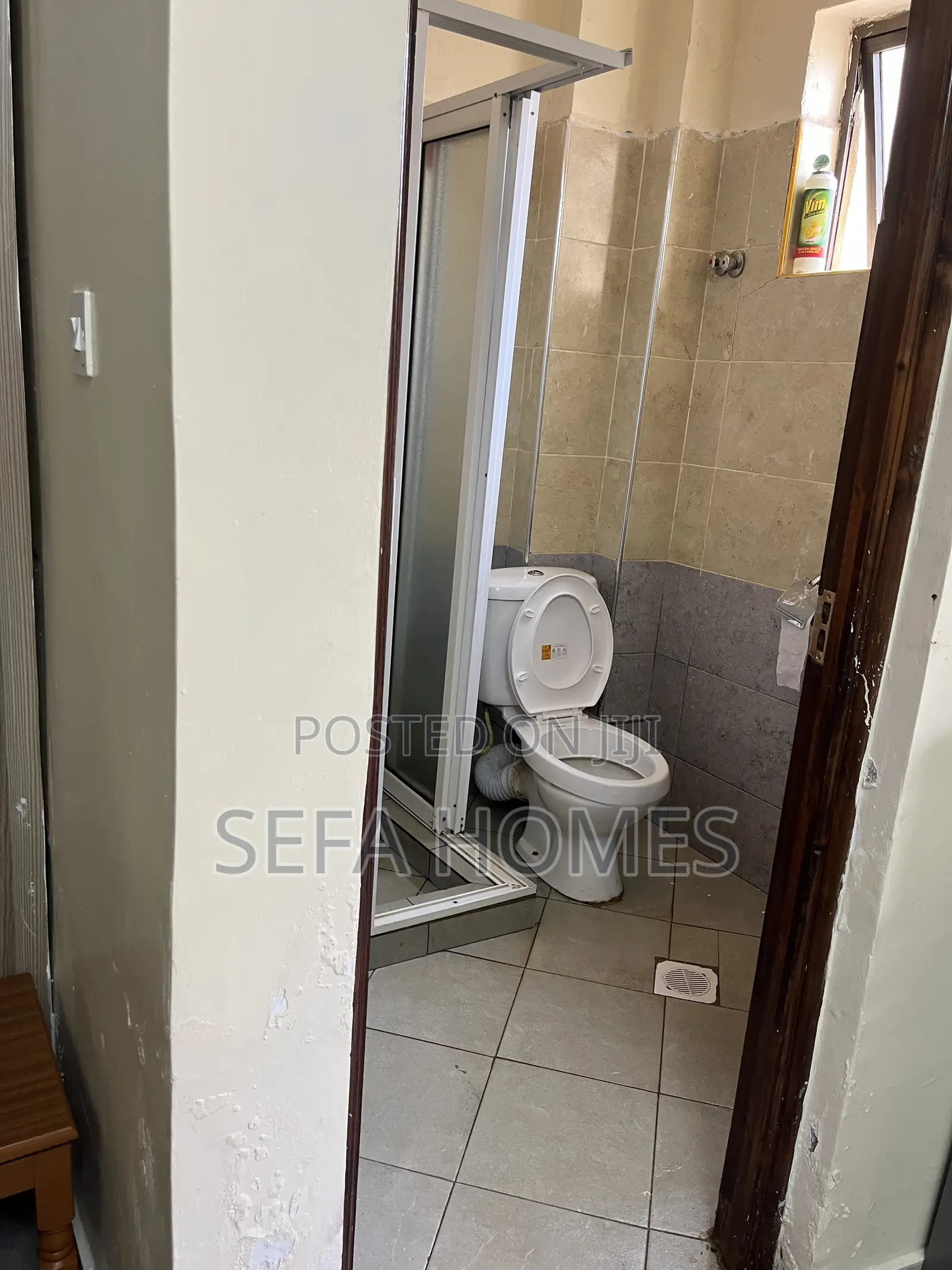 Spacious Studio Airbnb in Ruaka Joyland