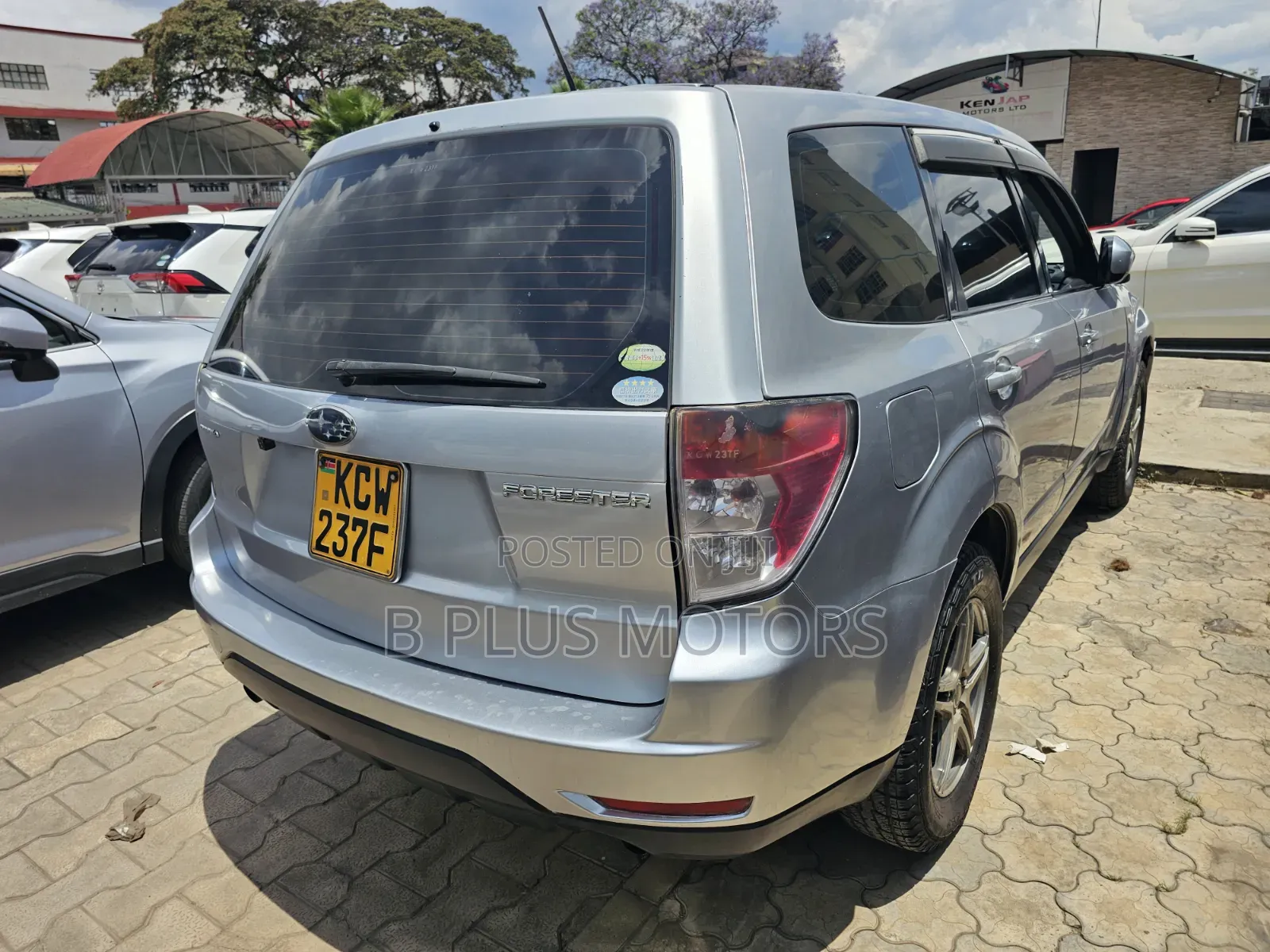 Subaru Forester 2.0D X 2012 Silver