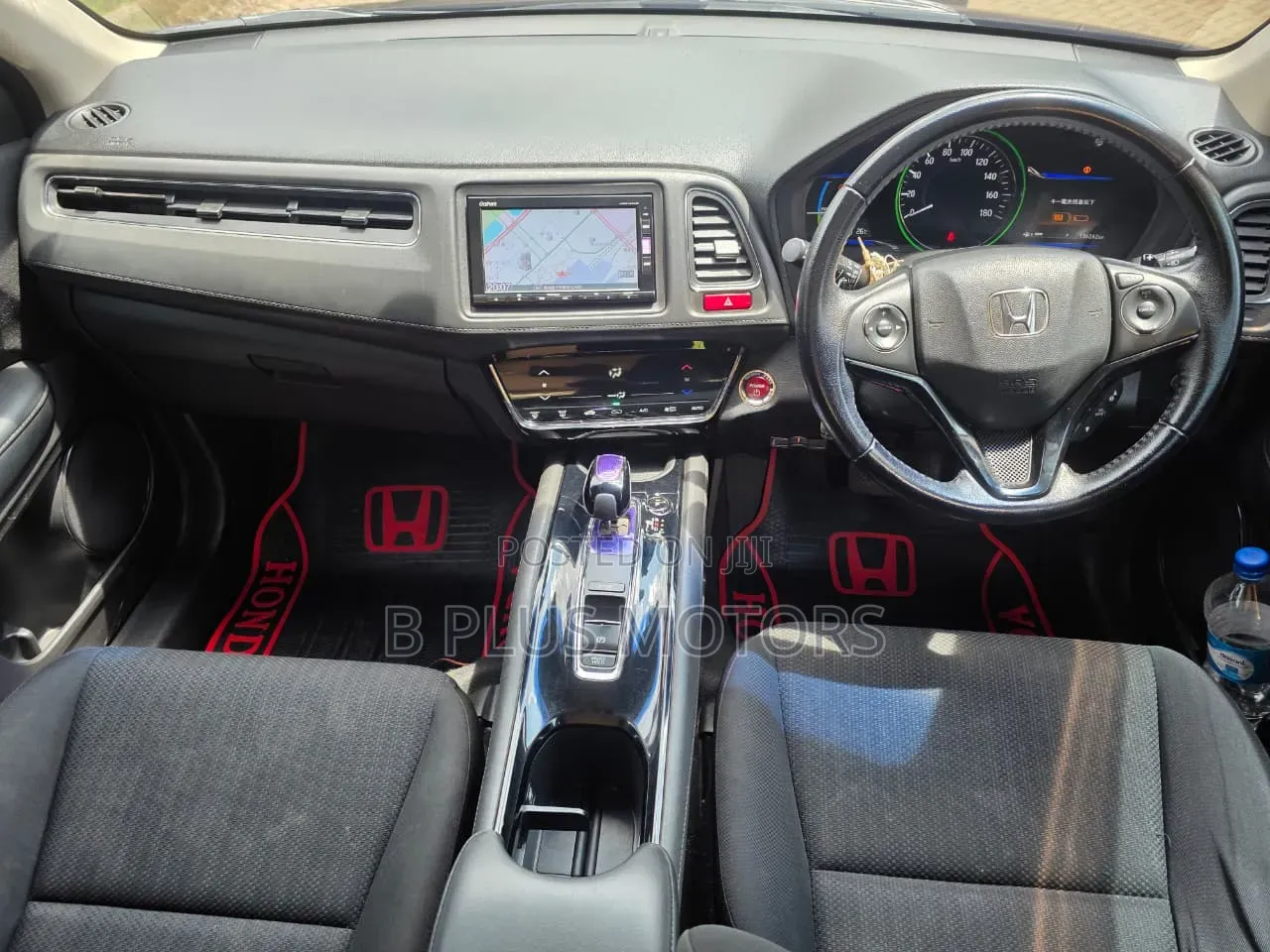 Honda Vezel 1.5 Hybrid 2WD 2016 Black