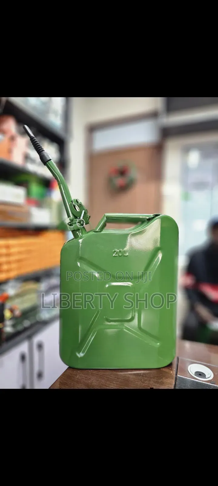 20L Jerrycan With Overflow Sprout