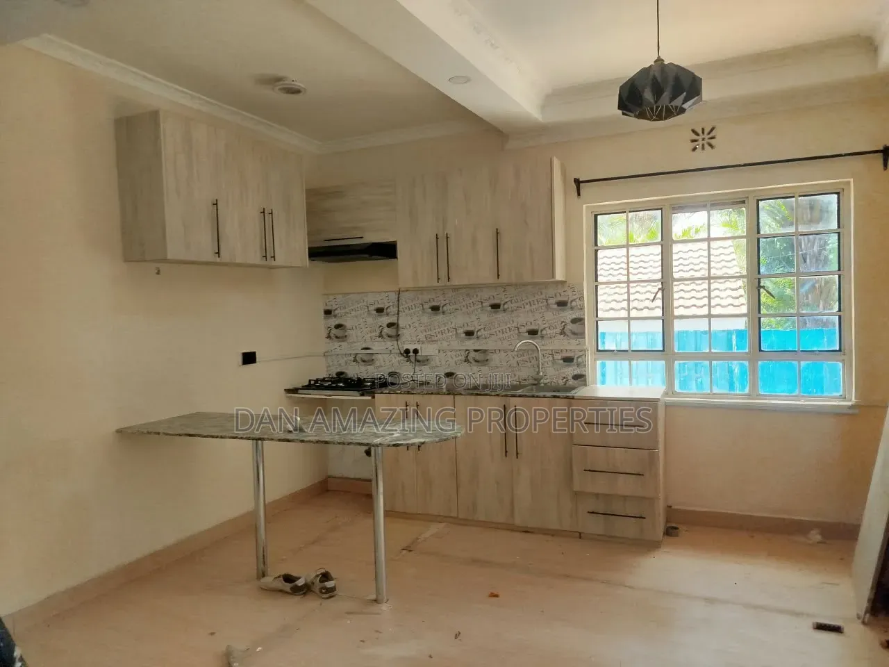 3bdrm Bungalow in Karen Plain for rent