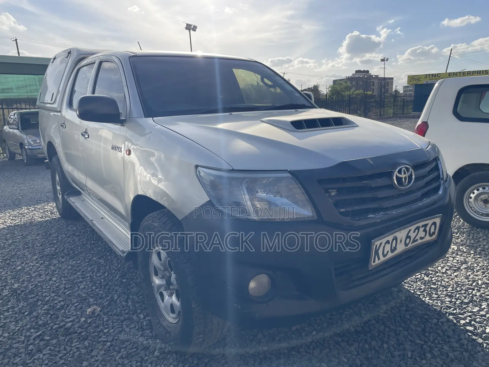 Toyota Hilux 2011 Silver