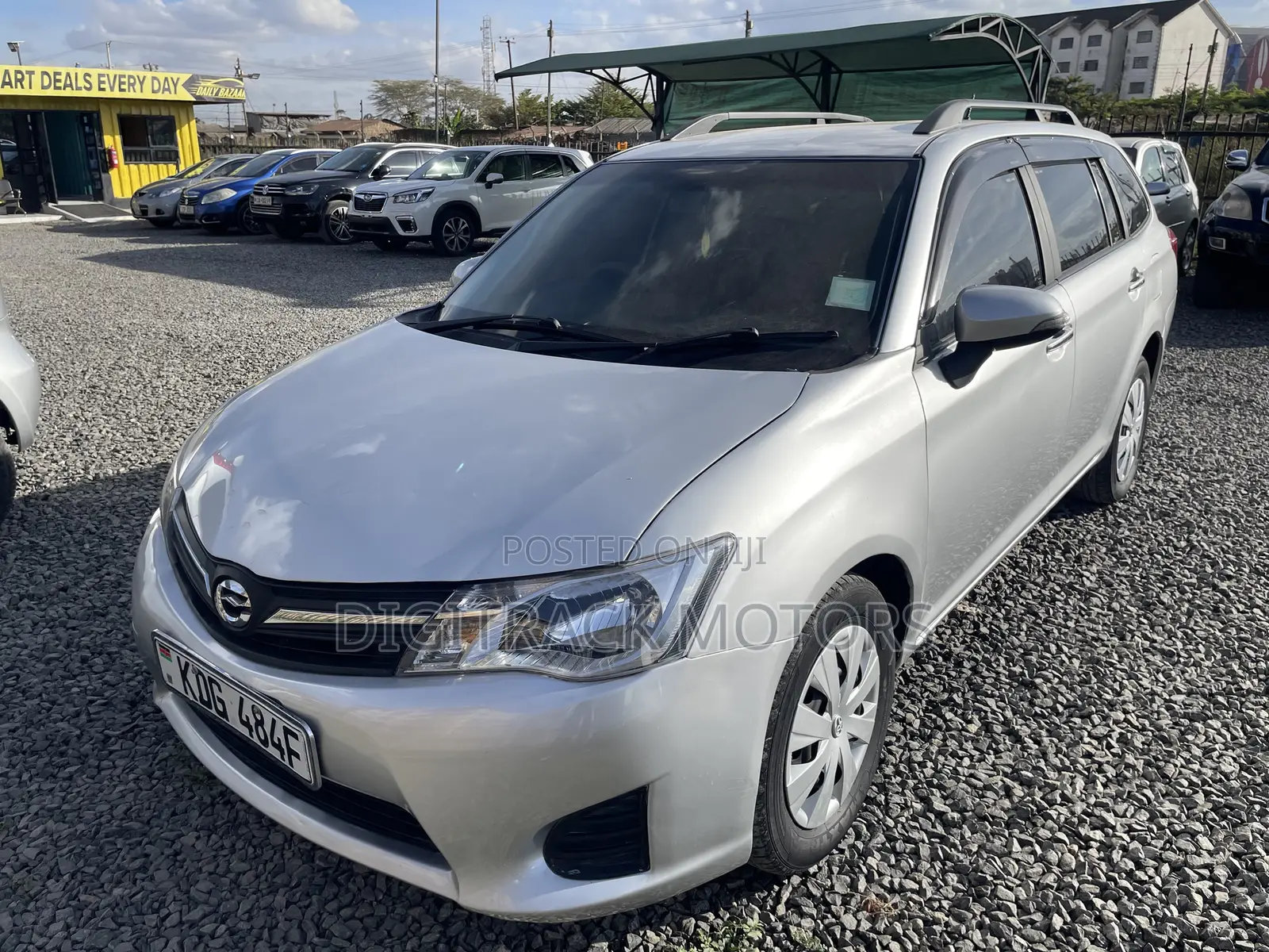 Toyota Corolla Fielder 1.5 Petrol FWD 2014 Silver