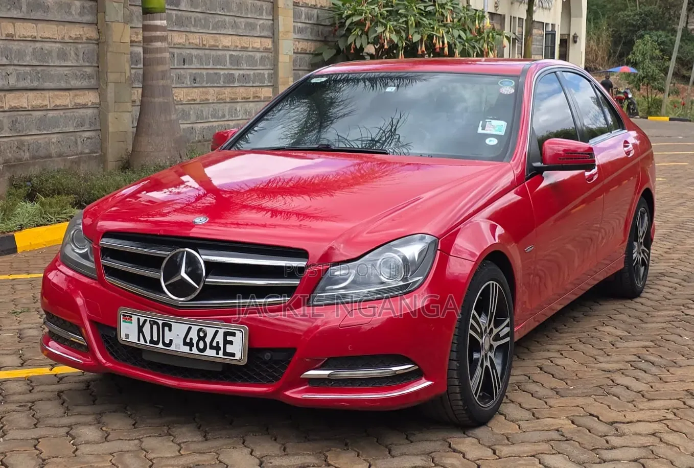 Mercedes-Benz C180 2014 Red