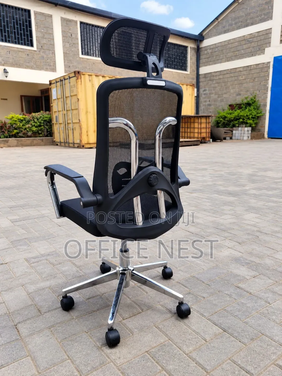 Ergonomic Mesh Office Chair With Headrest.