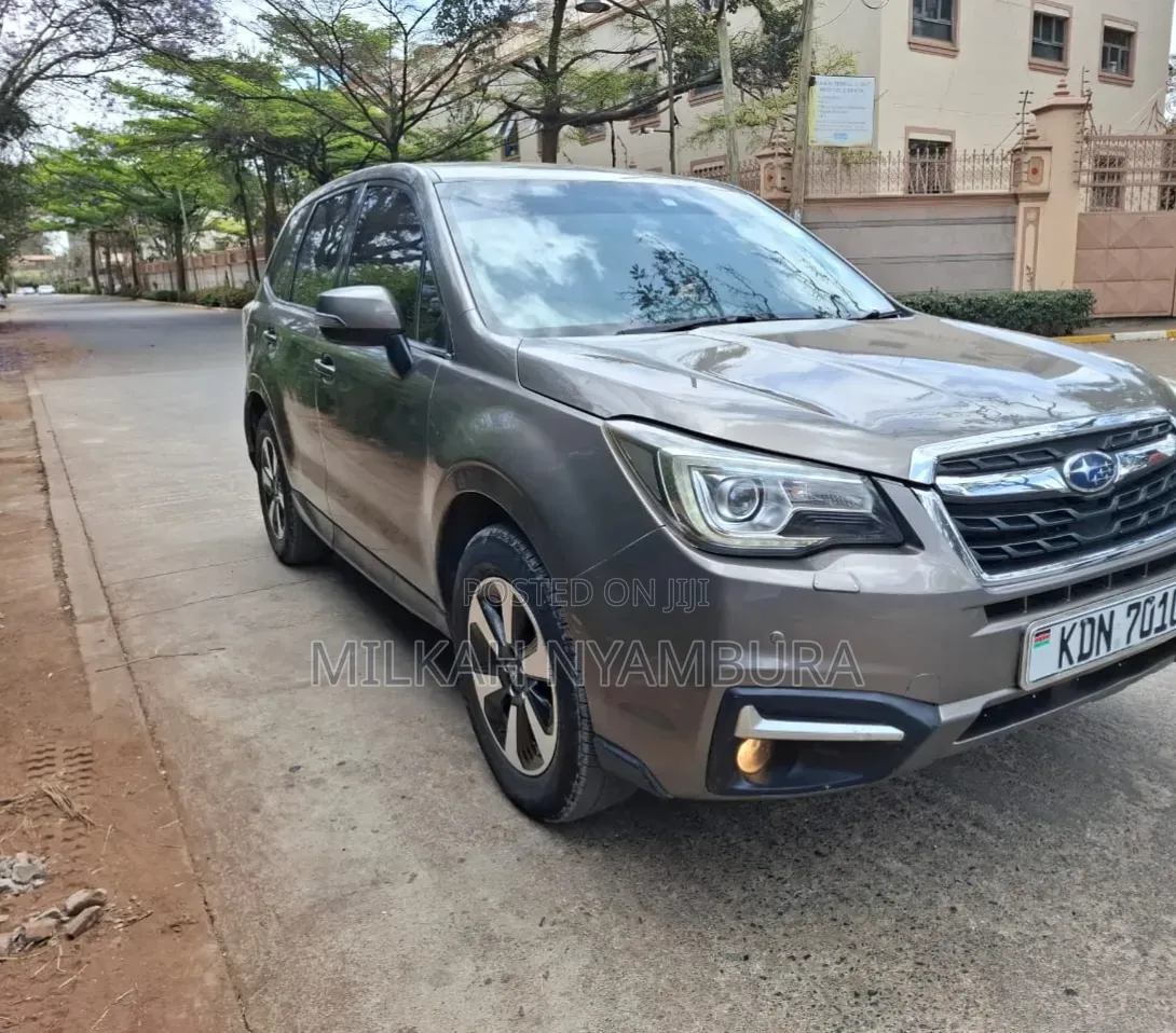 Subaru Forester 2016 Gray