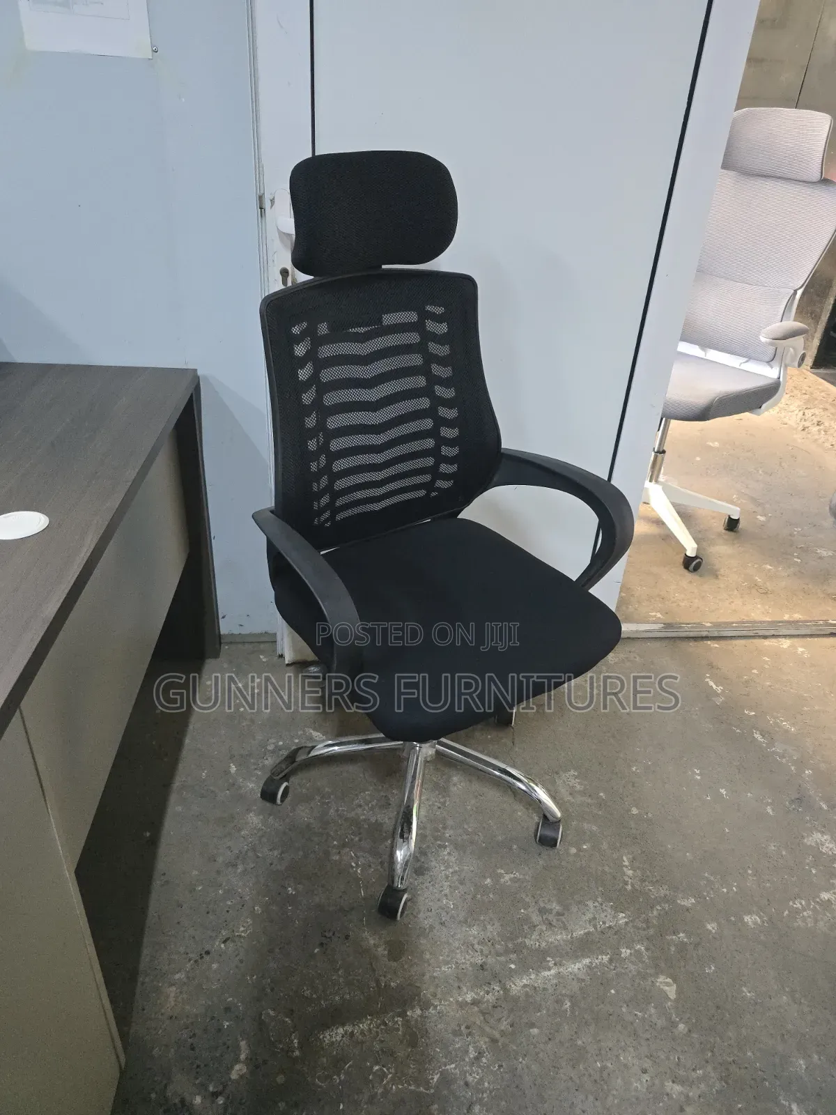 1.8m Boardroom Table & Chairs
