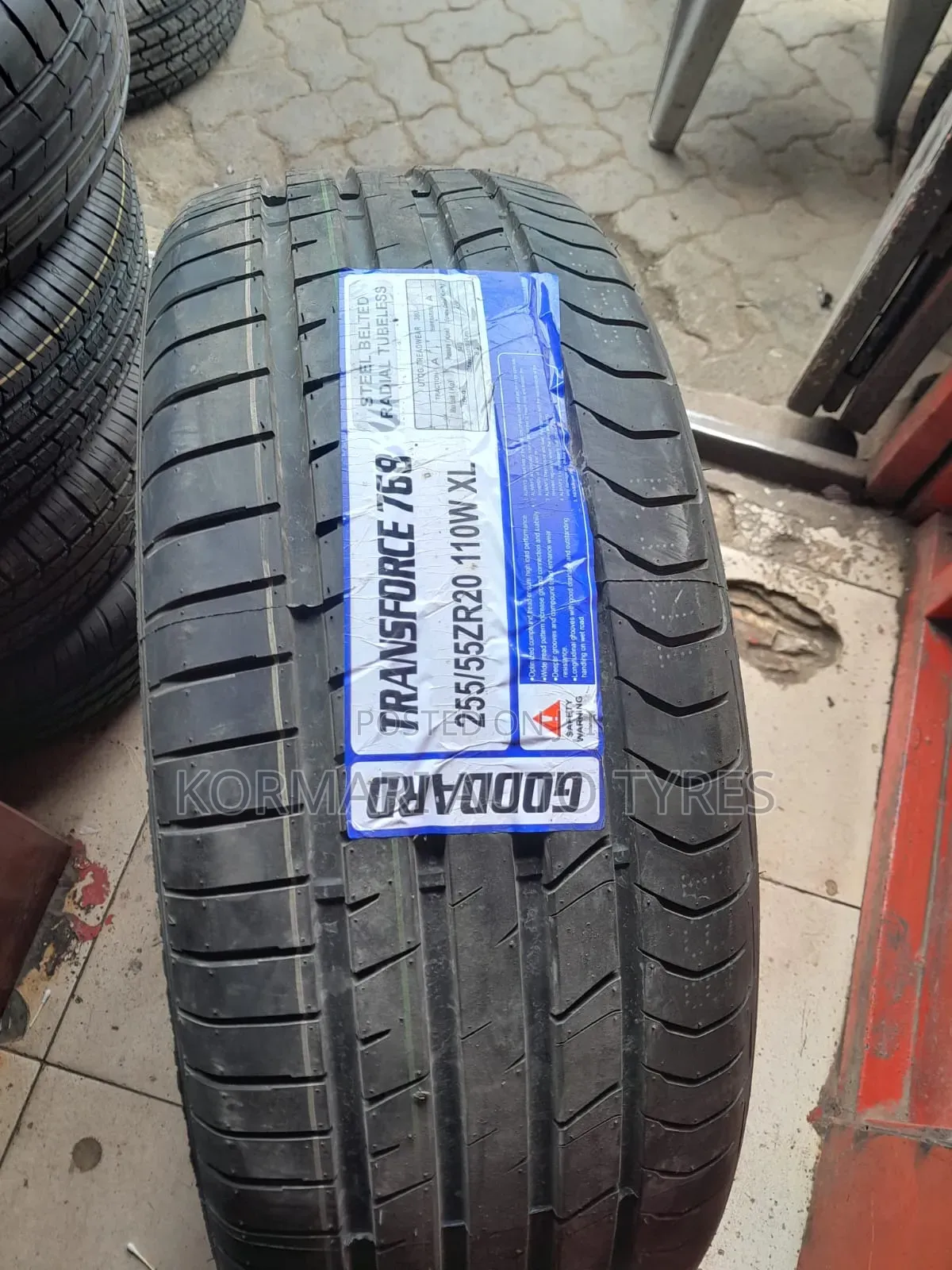 255/55r20 Goddard Tyre