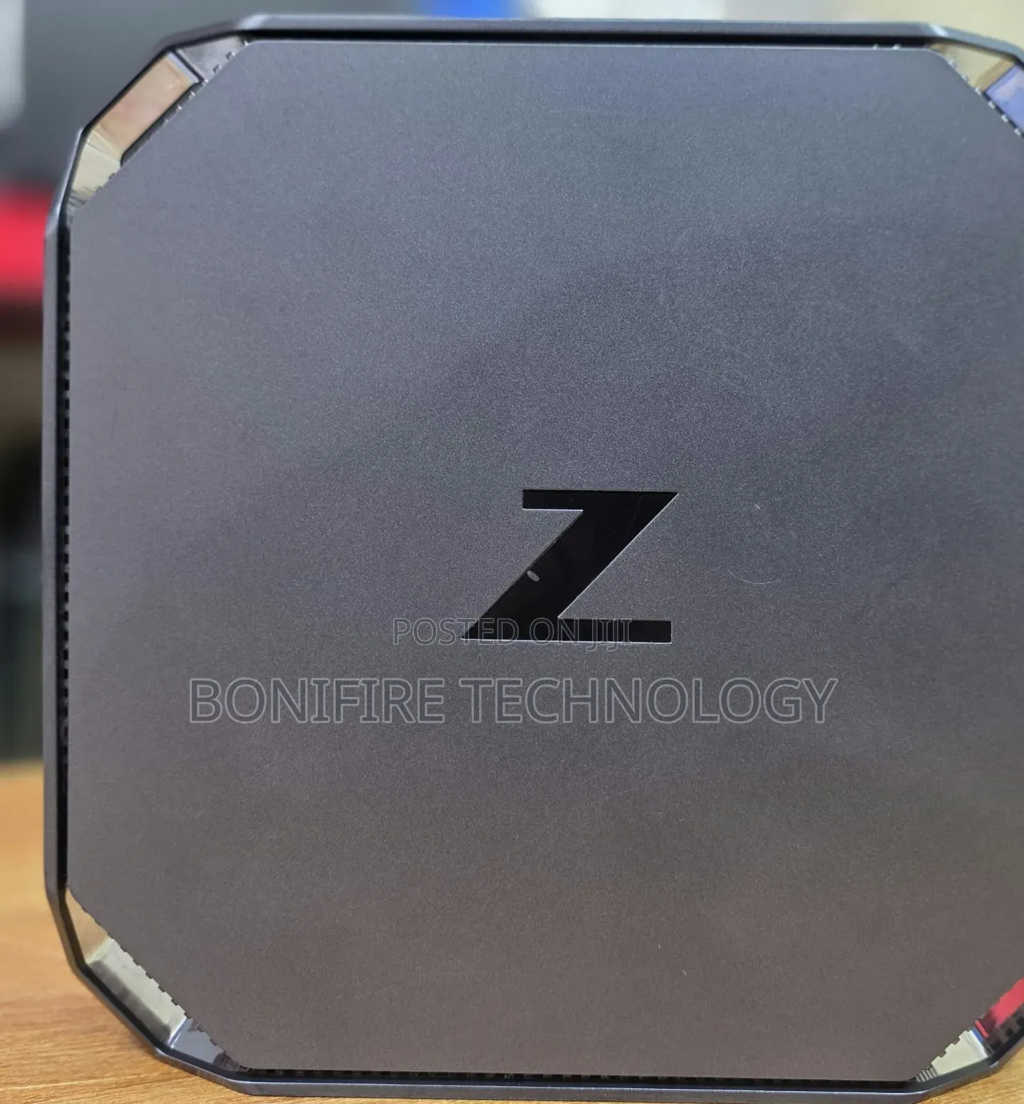 Desktop Computer HP Z2 G4 Mini 16GB Intel Xeon SSD 512GB