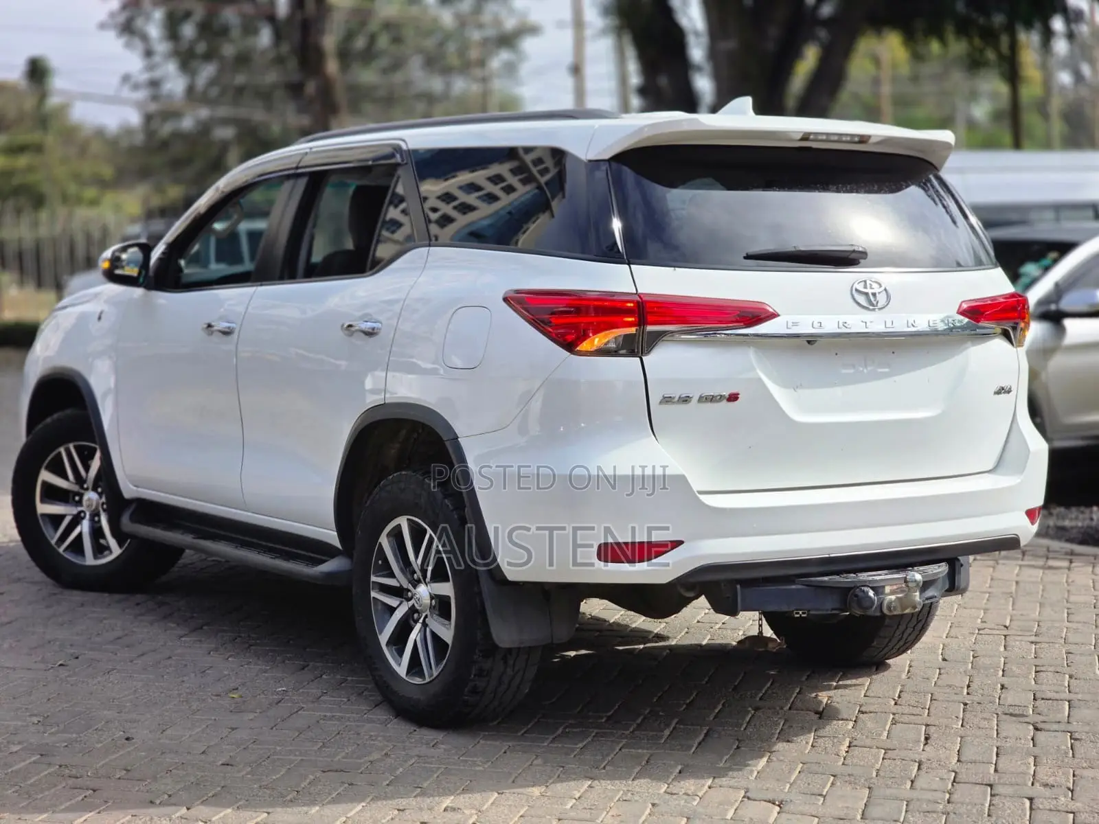 Toyota Fortuner 2019 White