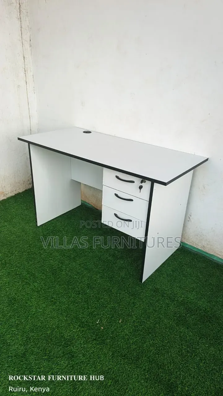 High Class Office Desk