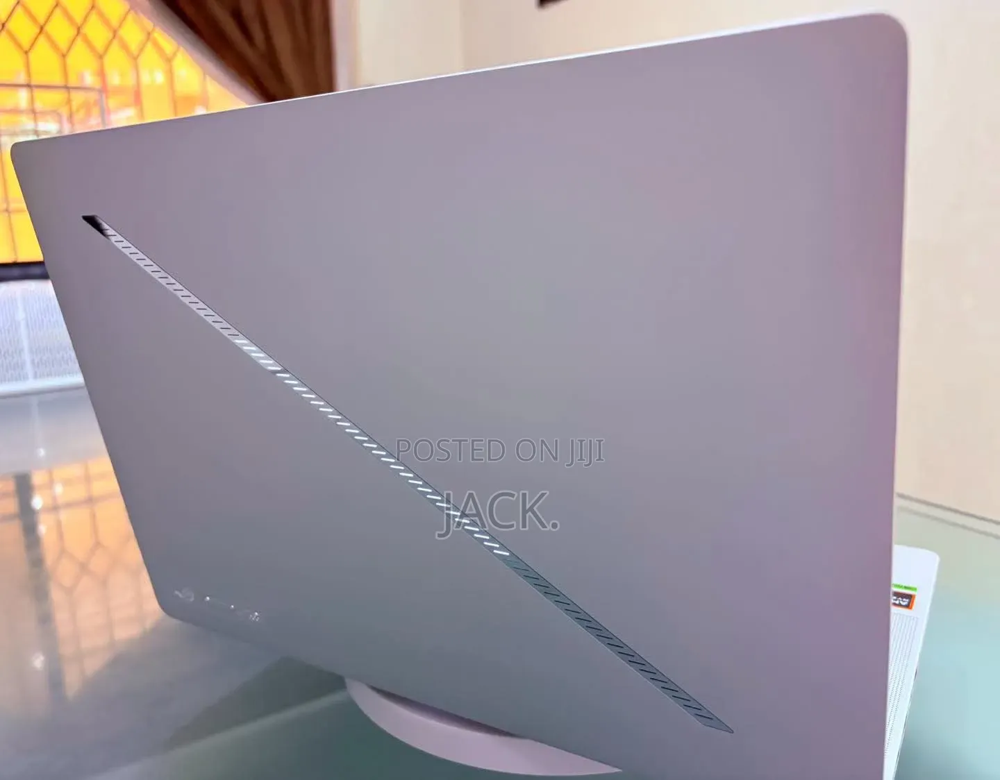 Laptop Asus ROG Zephyrus G14 16GB AMD Ryzen 9 SSD 1T