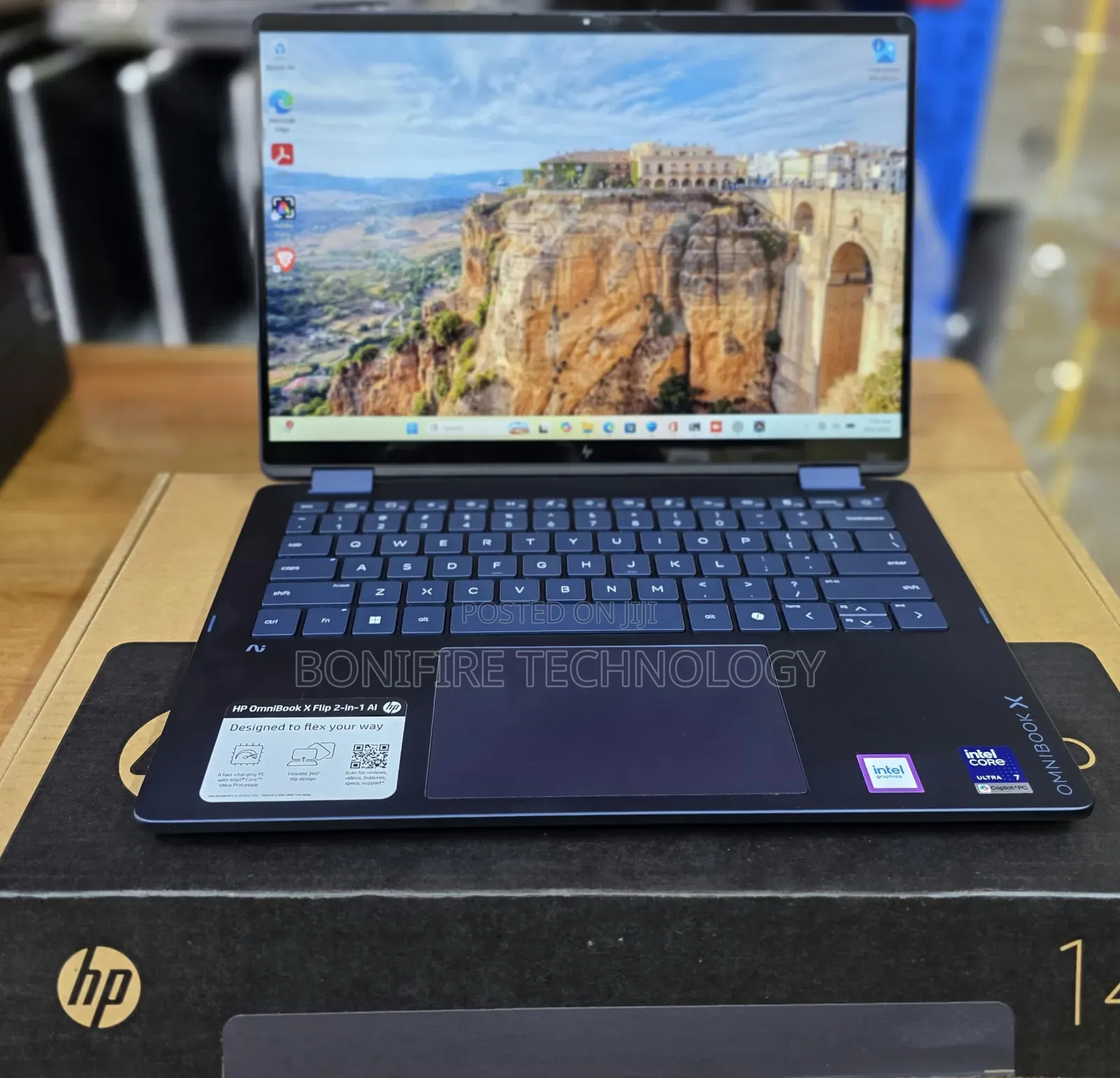 New Laptop HP OmniBook X Flip 14" 24GB Intel SSD 512GB