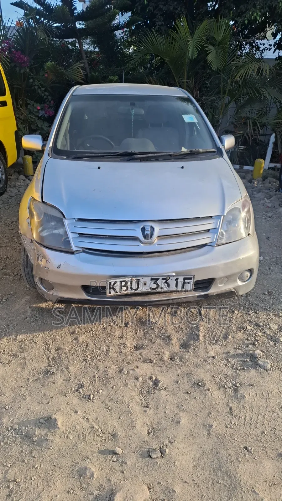 Toyota IST 2006 Silver