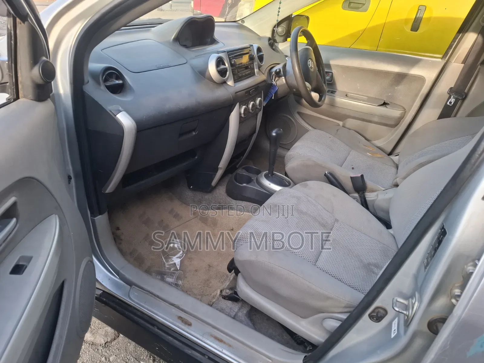 Toyota IST 2006 Silver