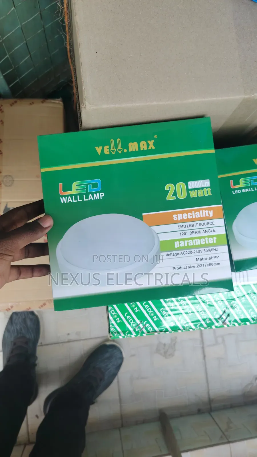 LED Bulkhead. Vellmax 20-Watt Round LED Wall and Ceiling Lamp.