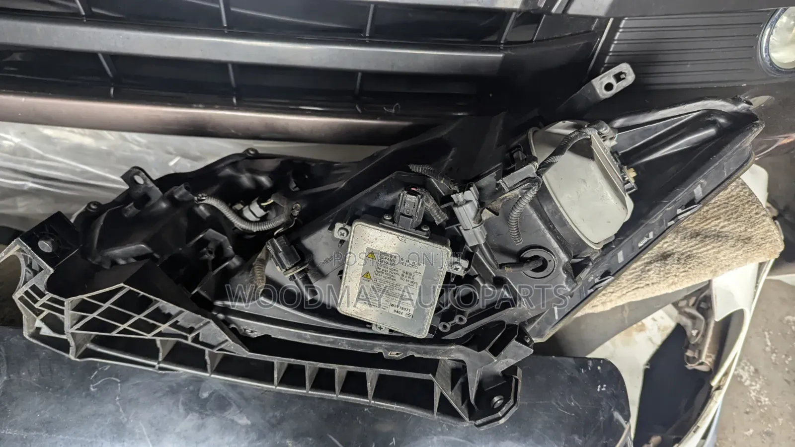 Honda Freed Headlight Xenon