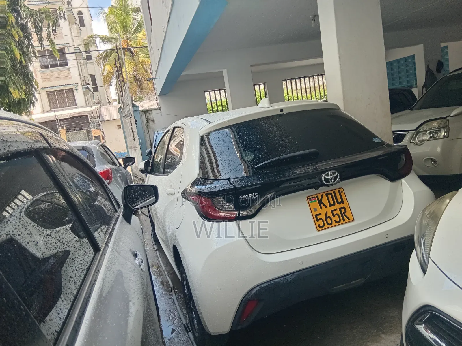 Toyota Yaris 2018 White