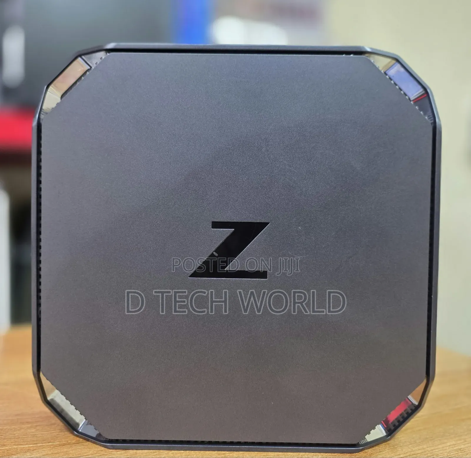 Desktop Computer HP Z2 16GB Intel Xeon SSD 512GB