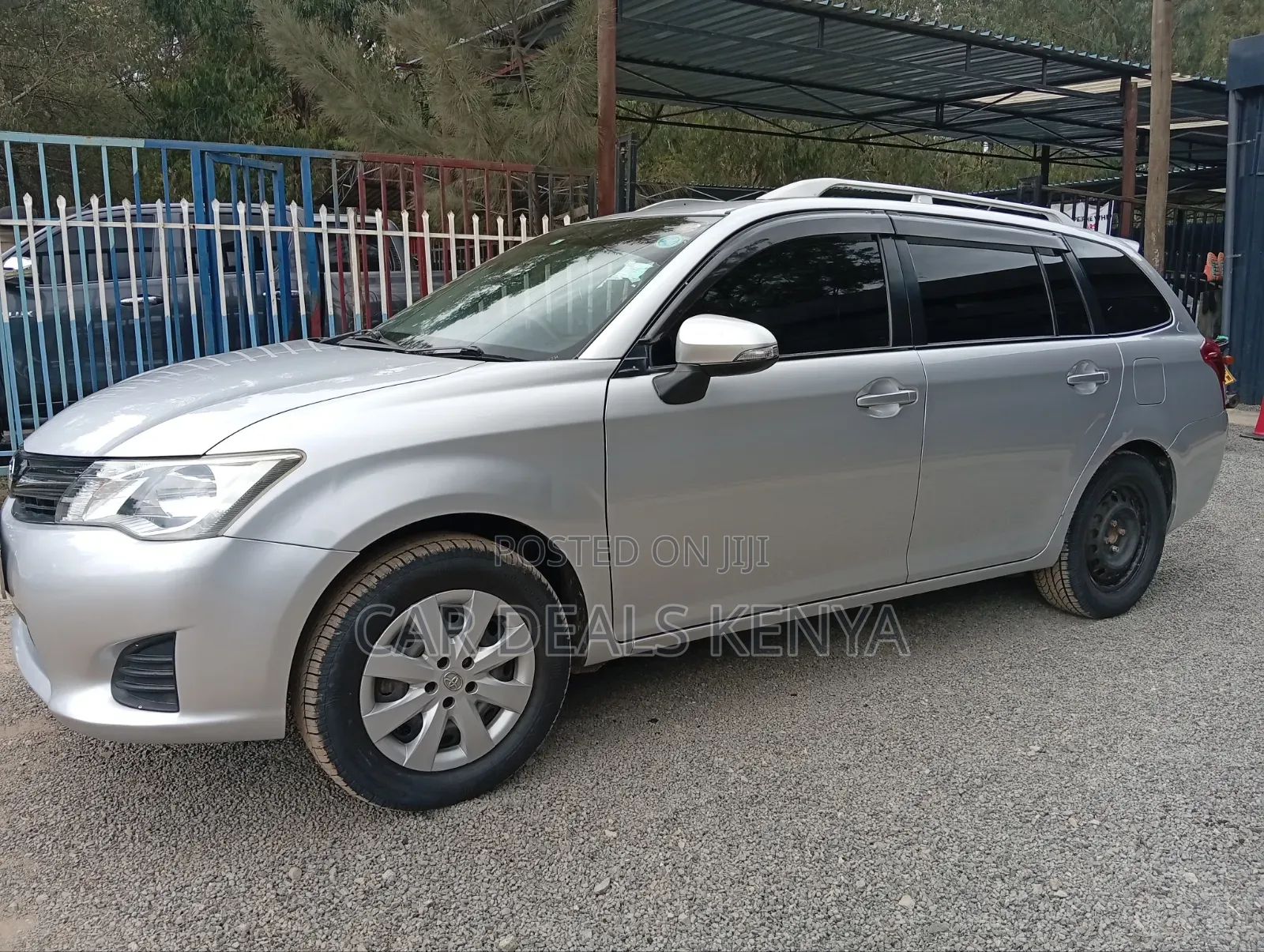 Toyota Corolla Fielder 1.5 Petrol FWD 2016 Silver