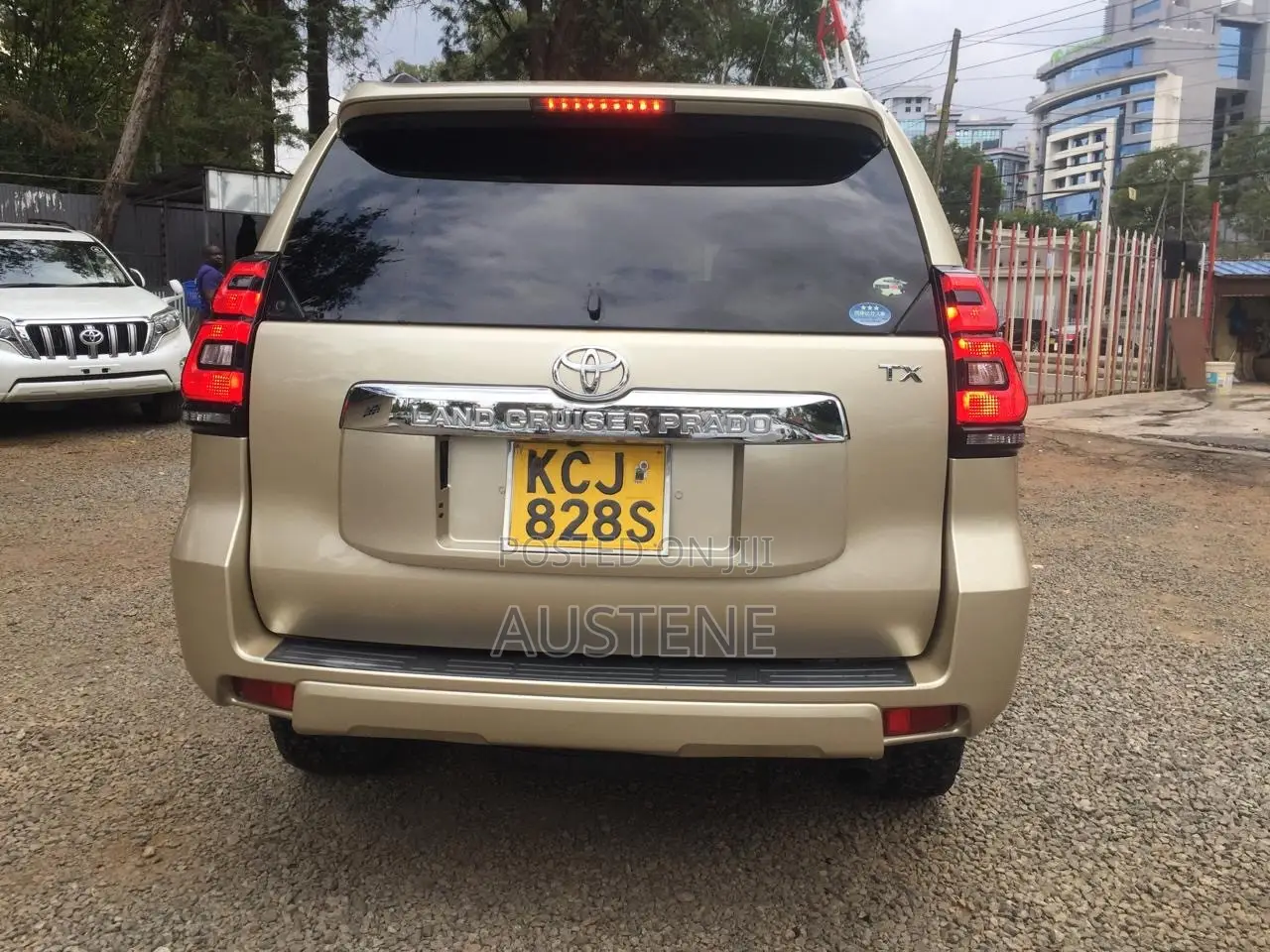 Toyota Land Cruiser Prado 4.0 Petrol TX-L 2009 Gold