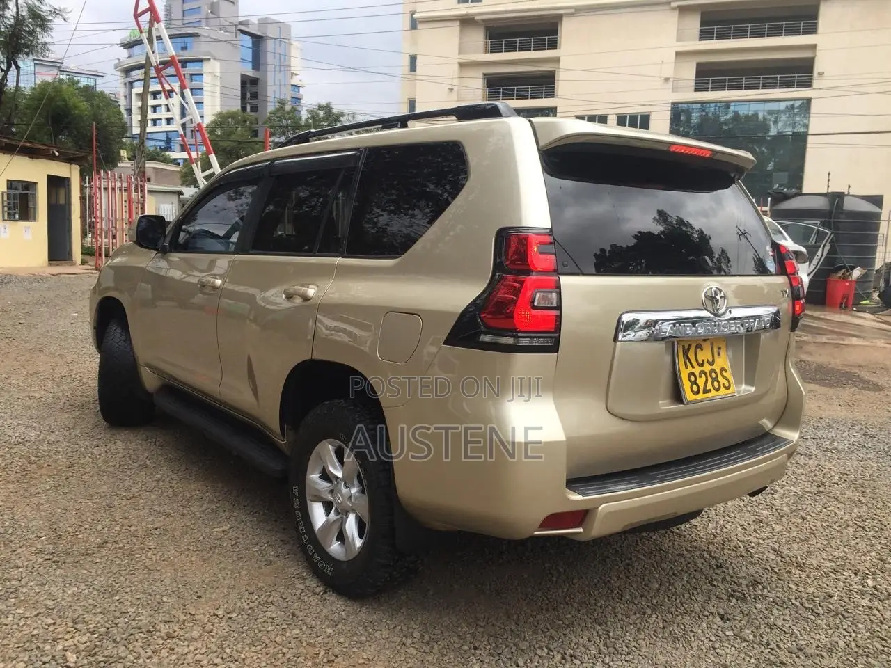 Toyota Land Cruiser Prado 4.0 Petrol TX-L 2009 Gold