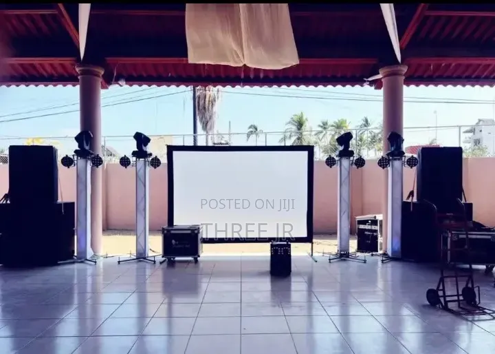 Rear / Front Projection Screen Available for Hire at Affordable Costs