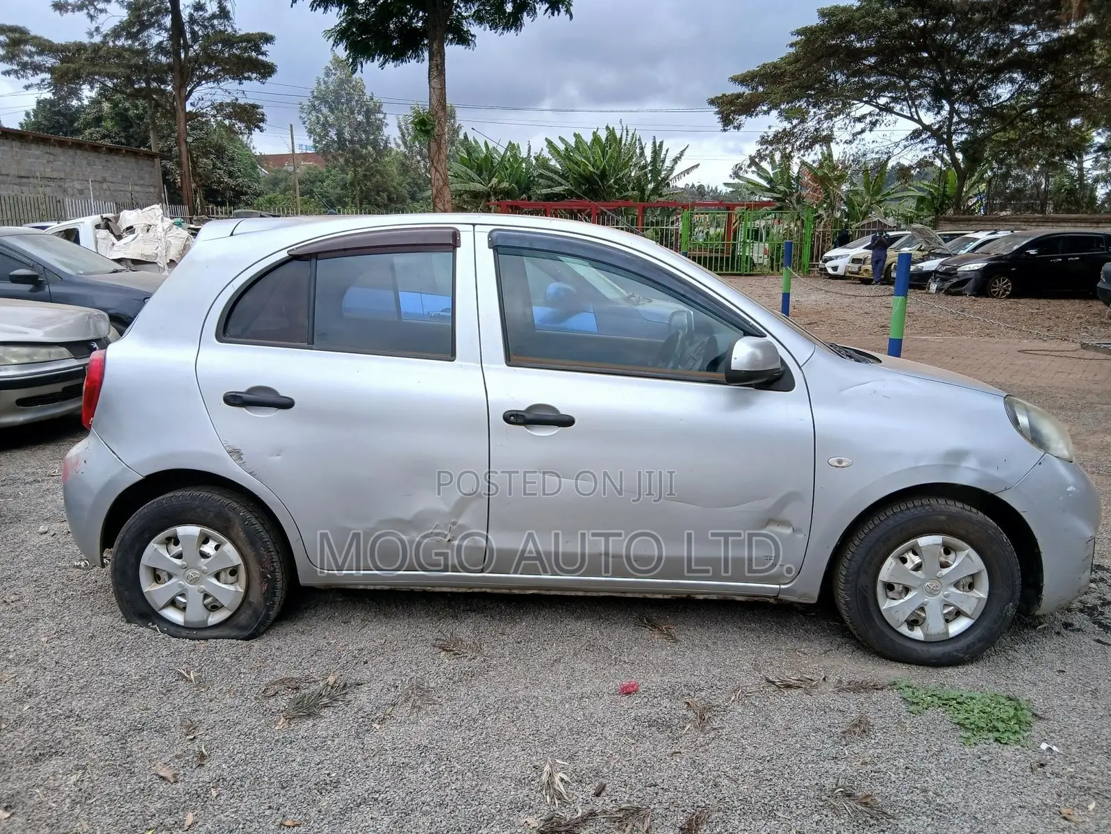 Nissan March 2015 Silver
