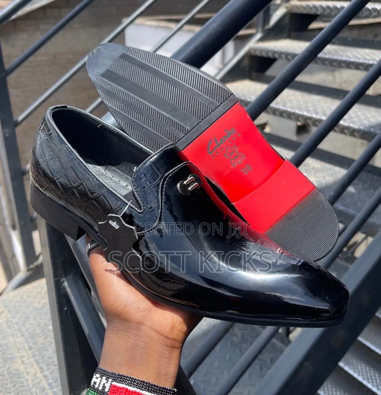 Clarks Pure Leather Men Officials