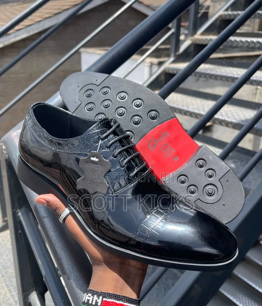 Clarks Pure Leather Men Officials