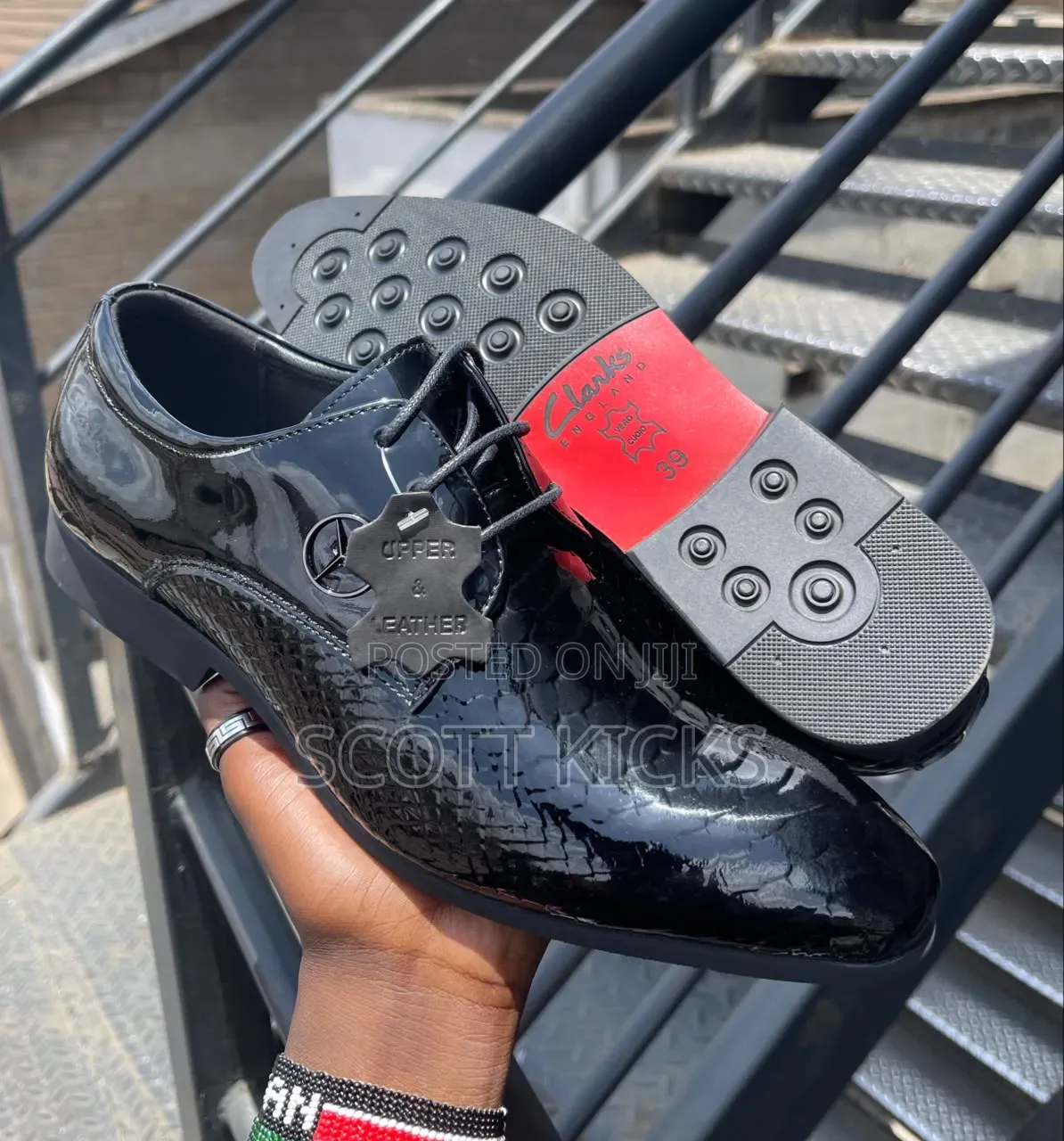Clarks Pure Leather Men Officials