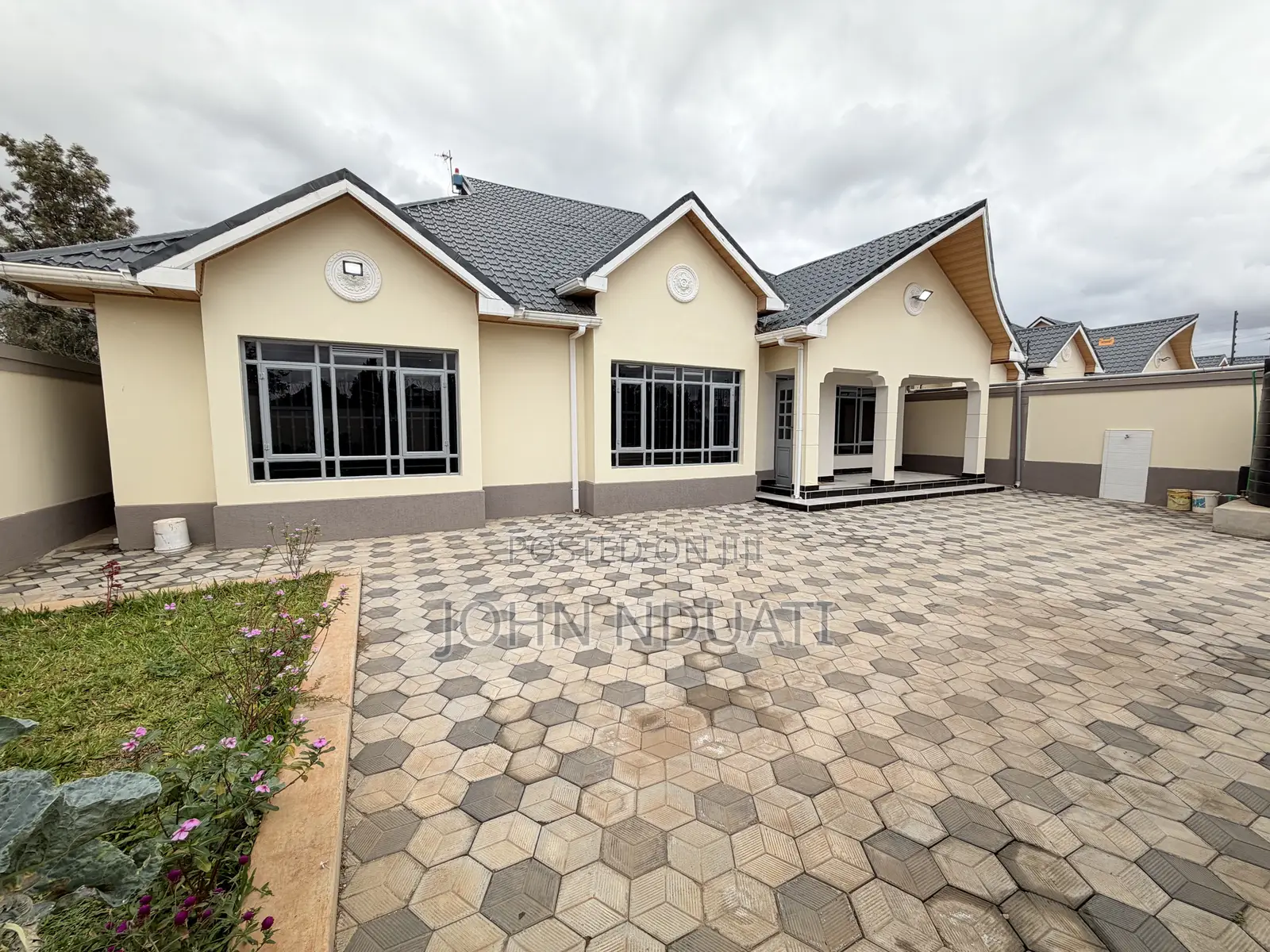 4bdrm Bungalow in Mugutha Estate, Kwa Kairu for sale