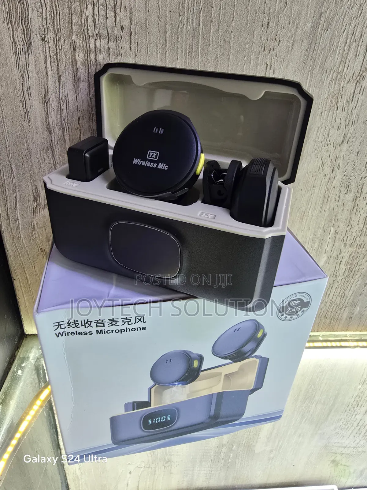 Professional 2.4G Wireless Mic System for Phone Video Recording