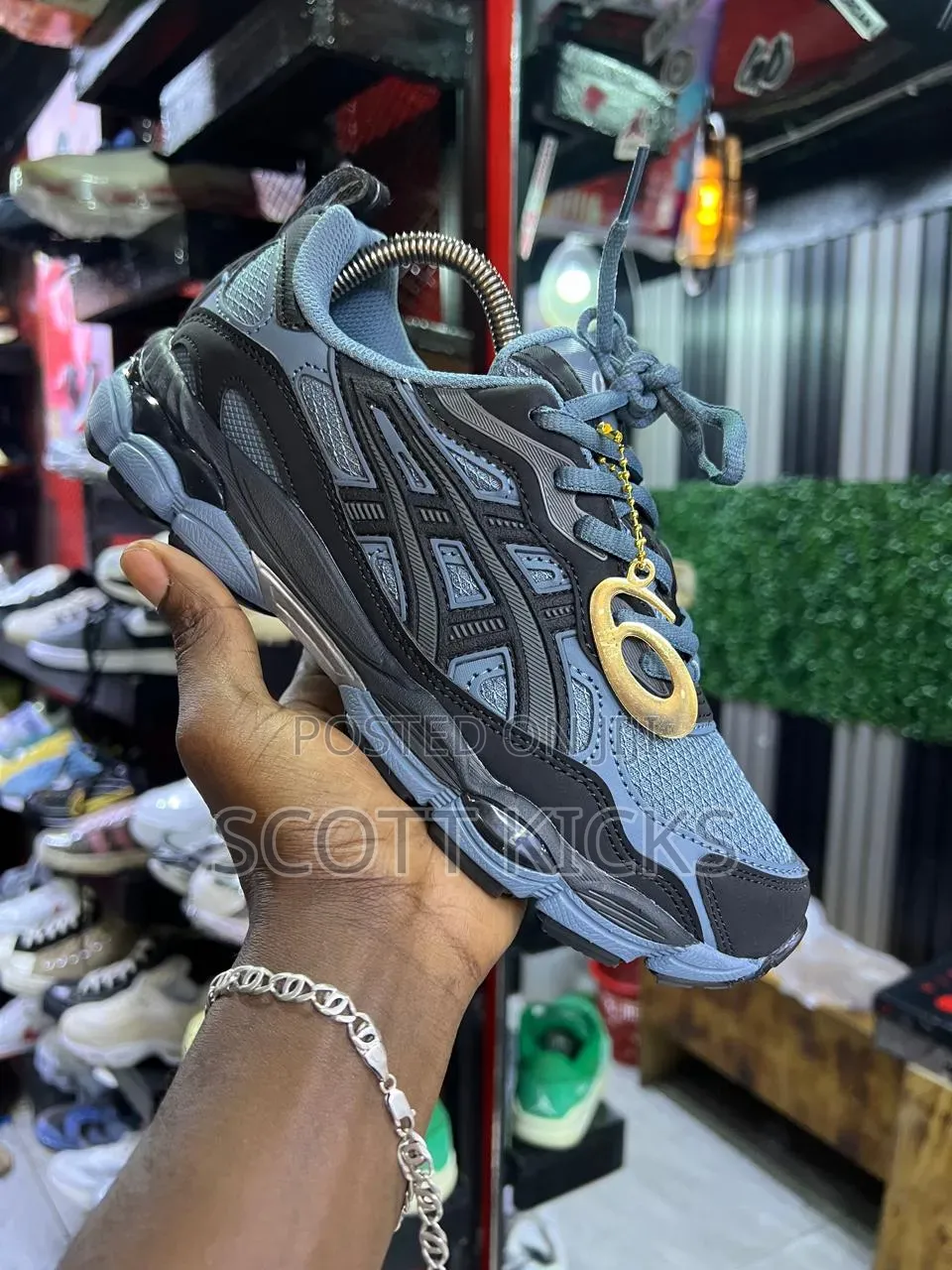 Asics Gel-Nyc RGD Ironclad/Black Sneakers