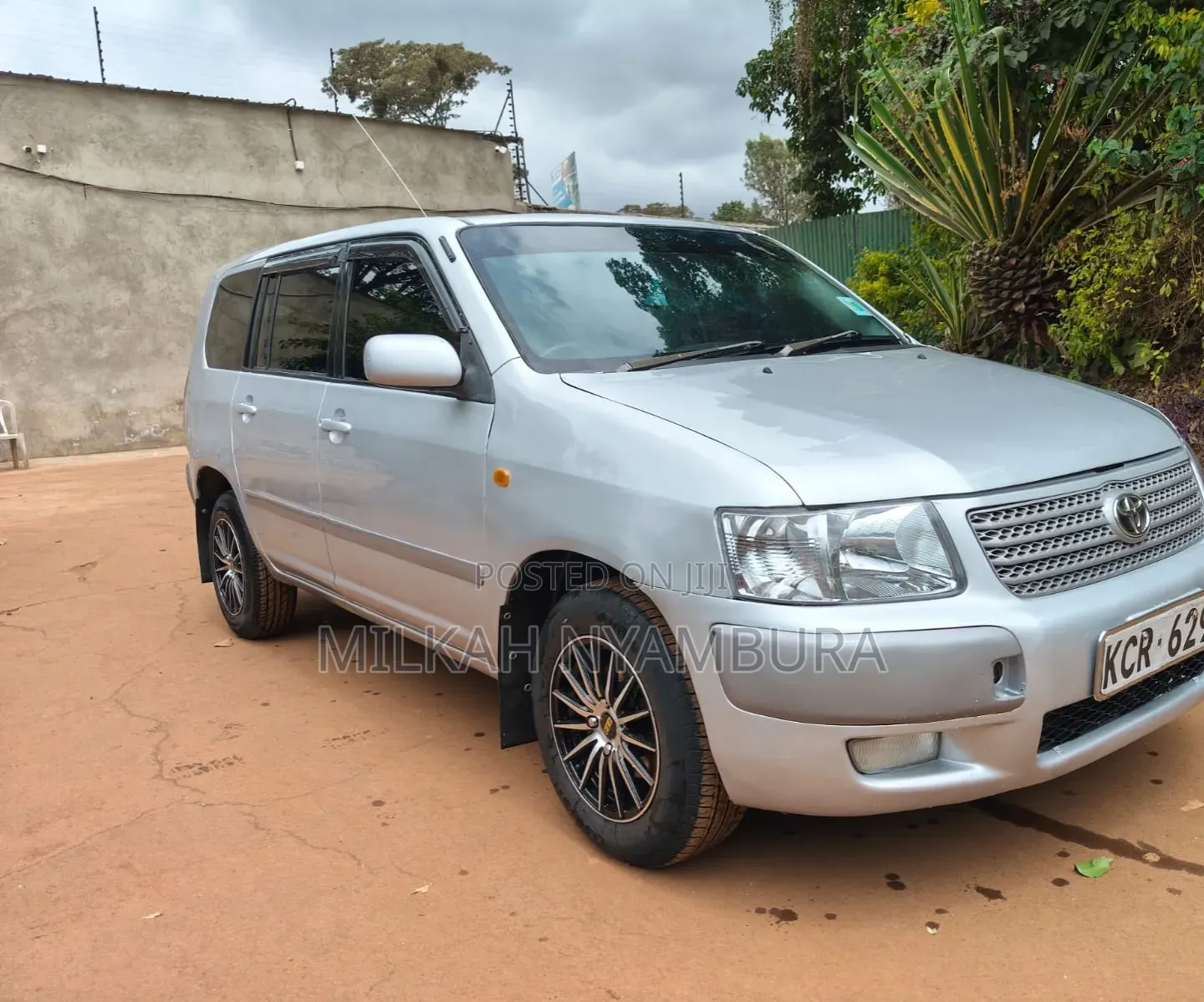 Toyota Succeed 2013 Silver