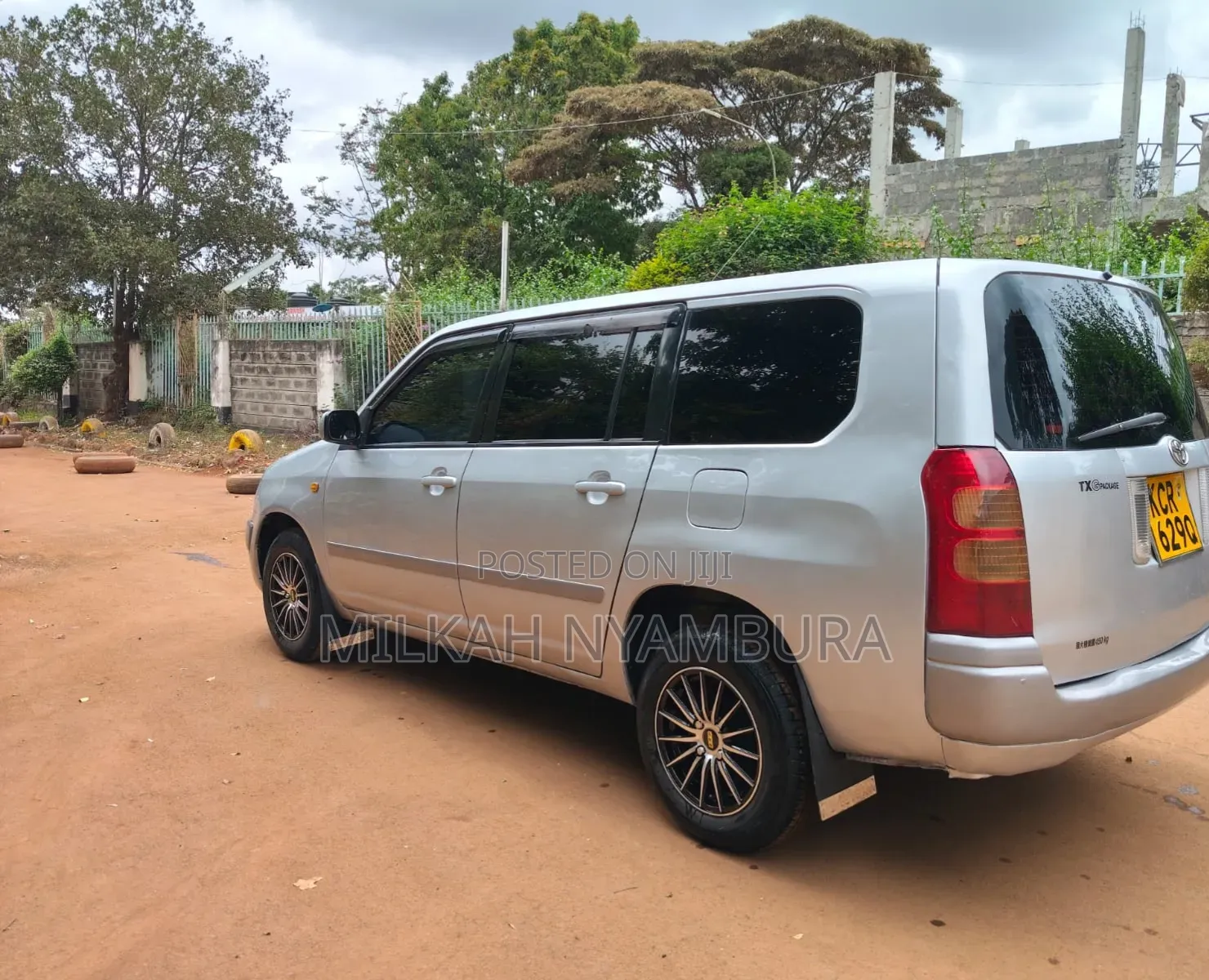 Toyota Succeed 2013 Silver