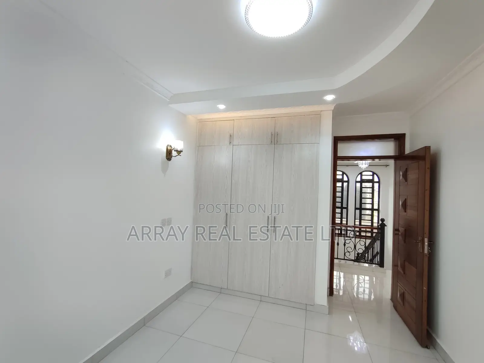 4bdrm Maisonette in Membly Estate for sale