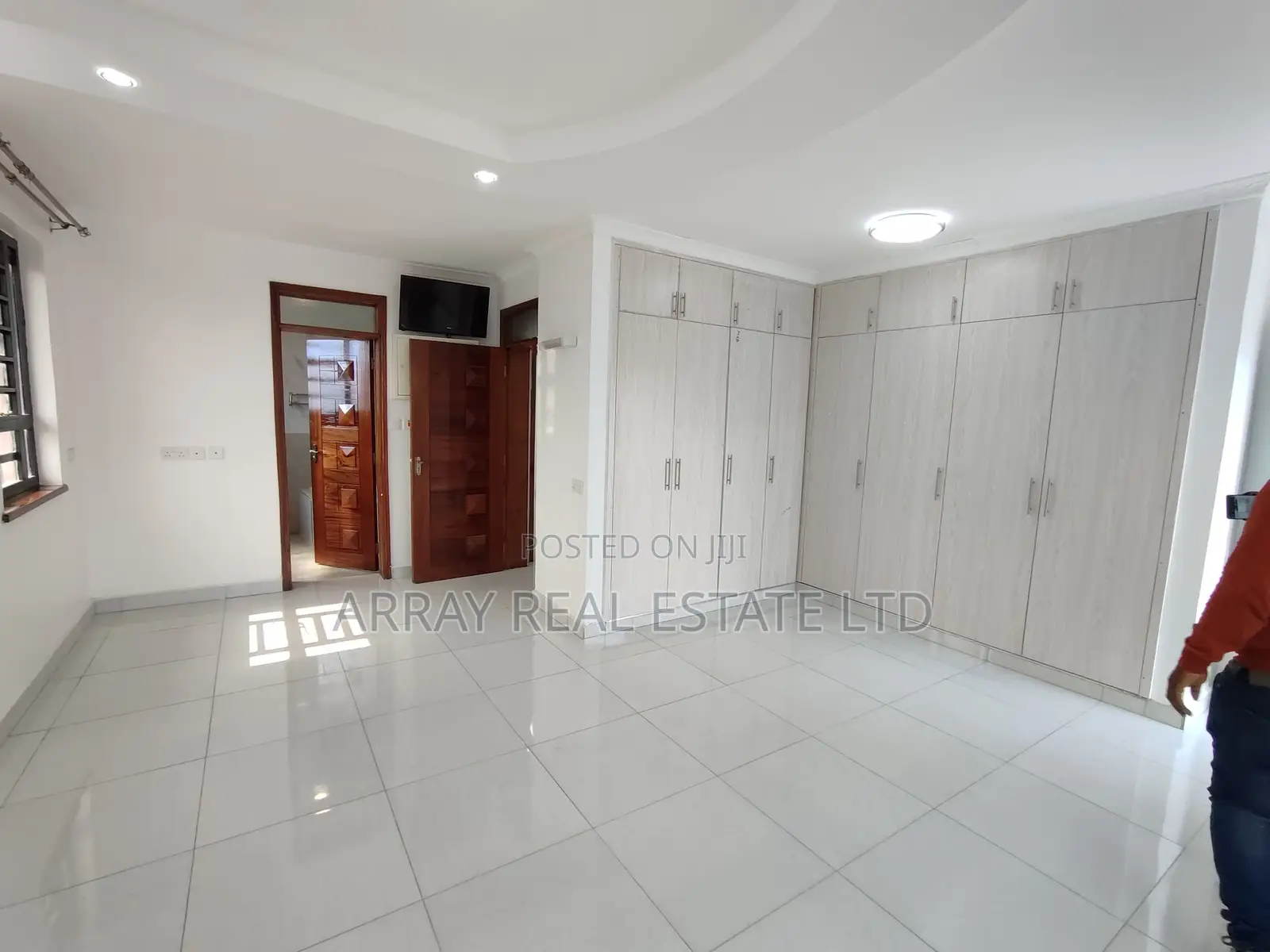 4bdrm Maisonette in Membly Estate for sale