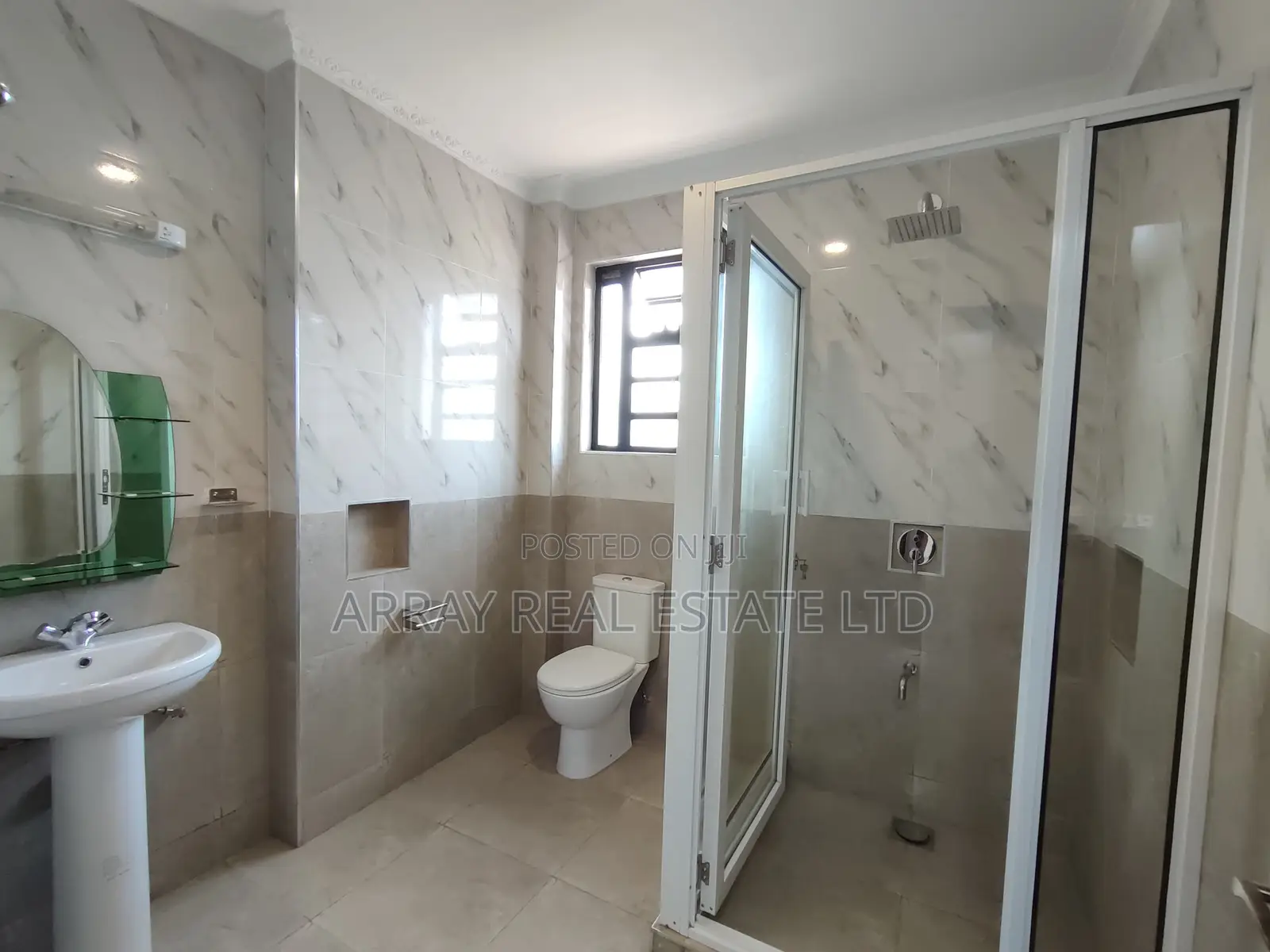 4bdrm Maisonette in Membly Estate for sale
