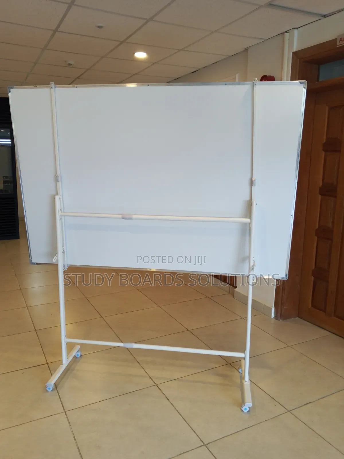 Take Your Presentation Anywhere – 6×4ft Whiteboard With Stand