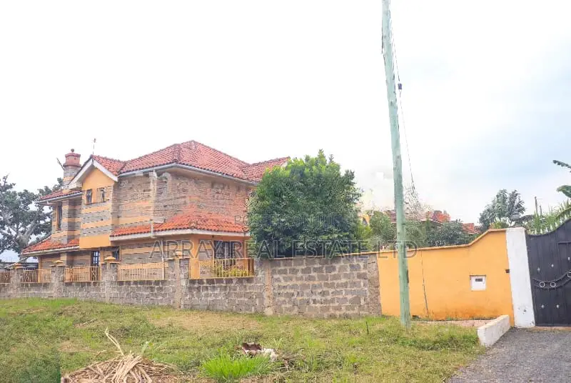 4bdrm Maisonette in Garden Estate, Old Junction for sale