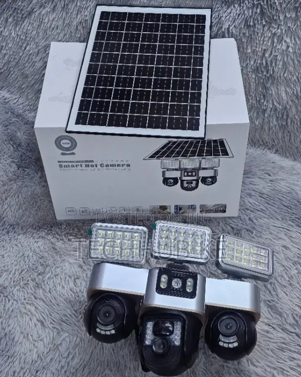 Solar Street Light Security CCTV Camera With 3 PTZ Two-Way Audio IP68