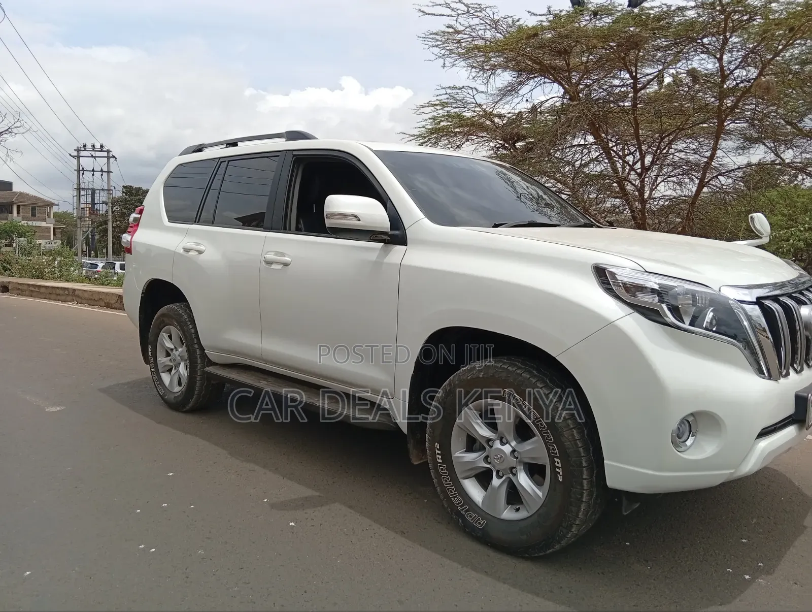 Toyota Land Cruiser Prado 2.7 i 2011 White