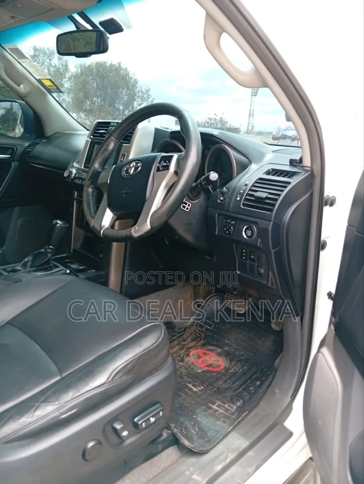 Toyota Land Cruiser Prado 2.7 i 2011 White