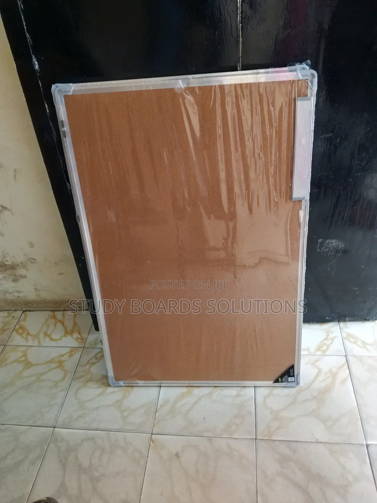 90cmx60cm Bulleting Noticeboard