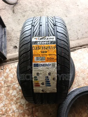 225/35zr19 Mazzini