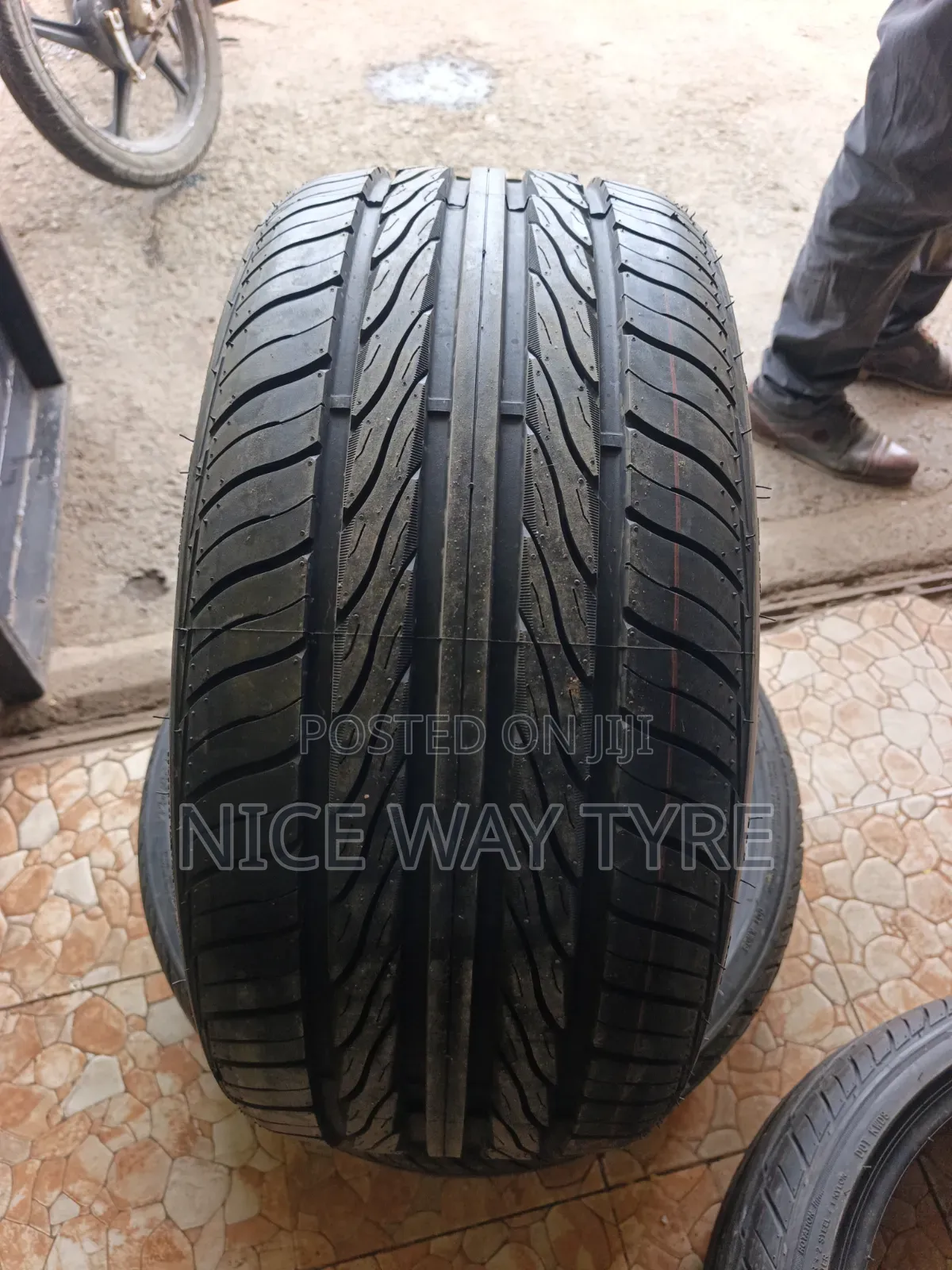 225/35zr19 Mazzini