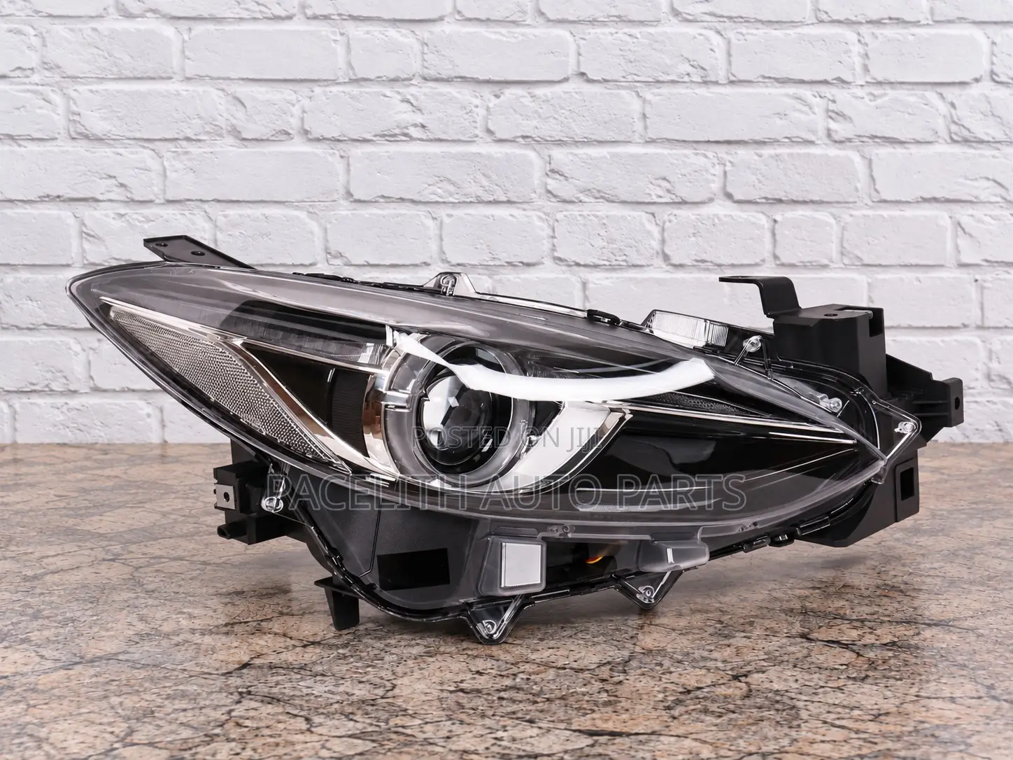Depo Head Lamp / Light Mazda Axela 2013/2014/2015 Xenon