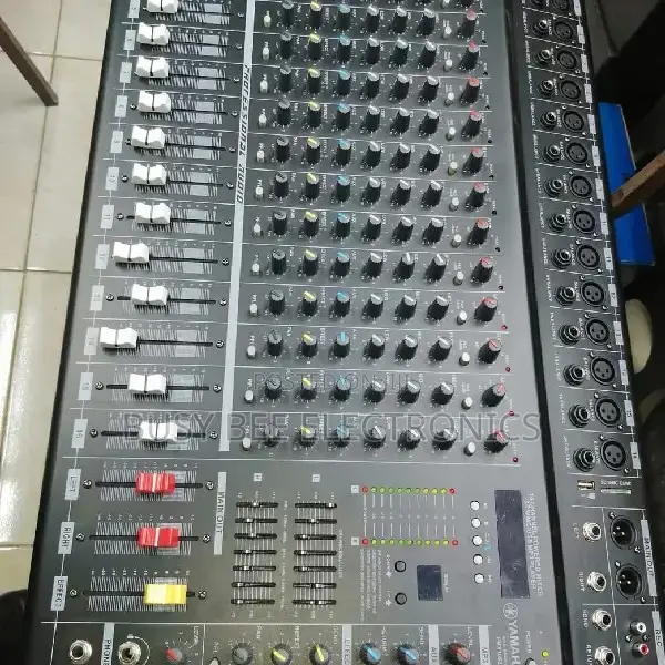 3 Max Max 16CH Mixer With Amplifier DSP Effects, MP3 Player, USB, BT